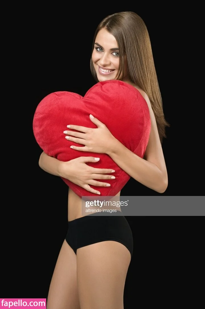 Natalia Siwiec Onlyfans Photo Gallery 