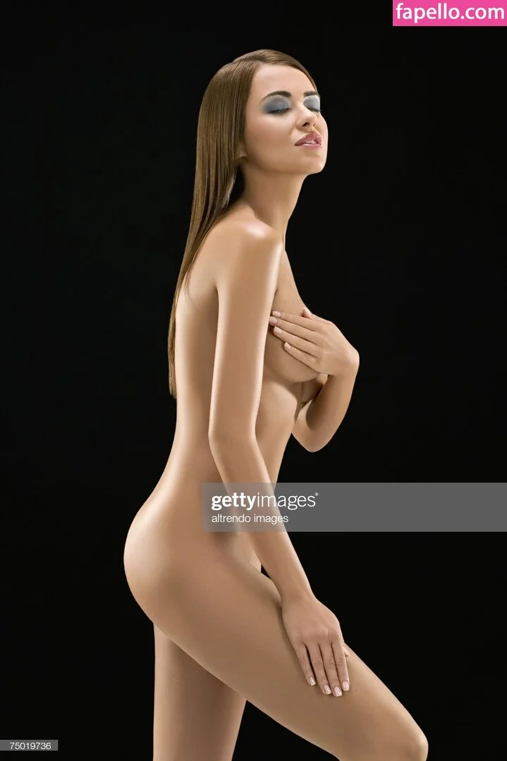 Natalia Siwiec Onlyfans Photo Gallery 