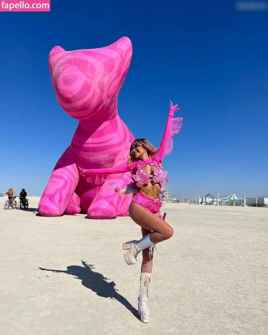 Natalia Siwiec Onlyfans Photo Gallery 