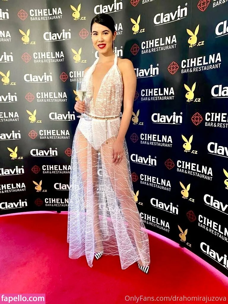 ladydeeofficial Onlyfans Photo Gallery 