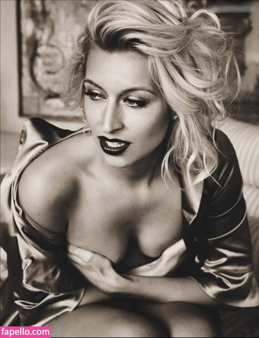 Verena Kerth Onlyfans Photo Gallery 