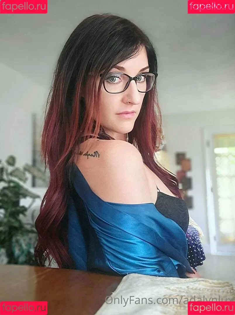 Adalyn Lux Onlyfans Photo Gallery 