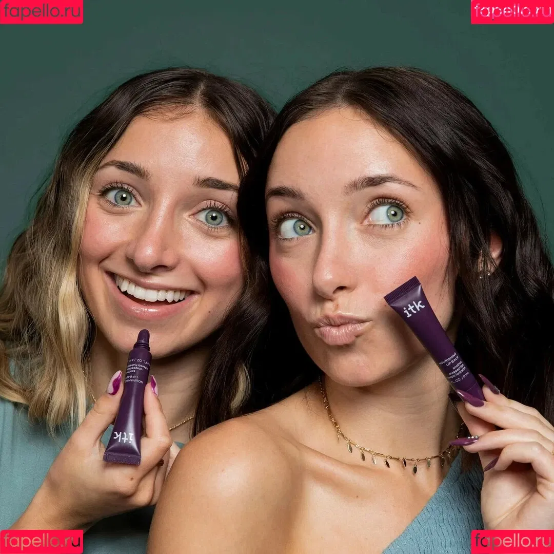 Brooklyn And Bailey Onlyfans Photo Gallery 