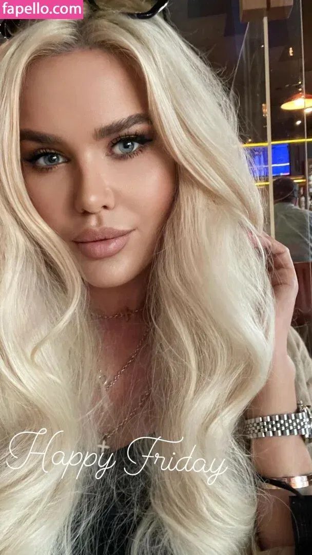 Elisa Bethann Onlyfans Photo Gallery 