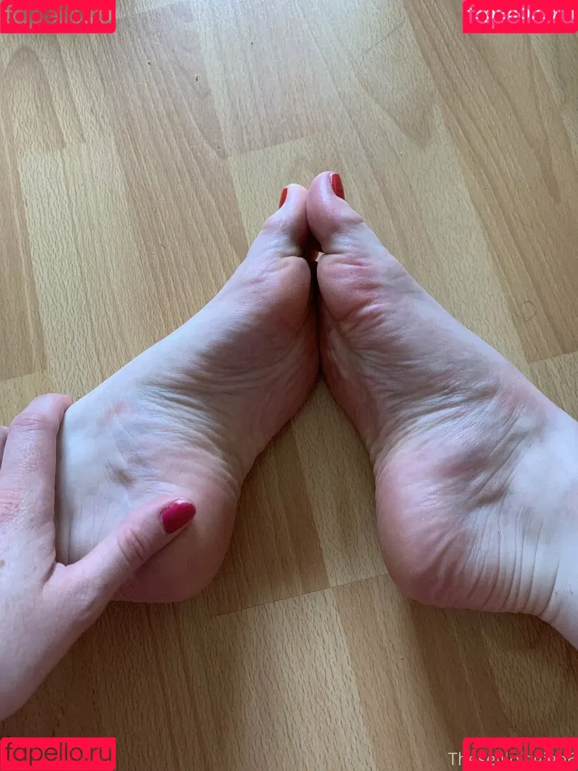 theselilpiggie6 Onlyfans Photo Gallery 