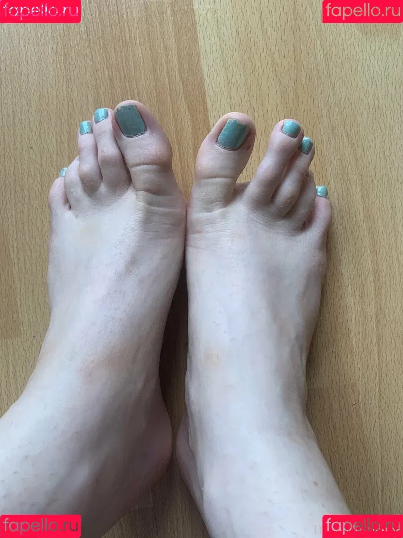 theselilpiggie6 Onlyfans Photo Gallery 