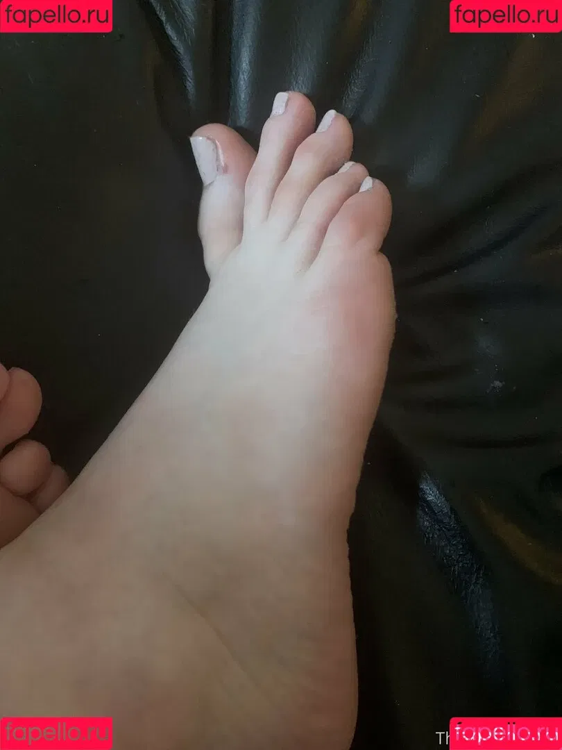 theselilpiggie6 Onlyfans Photo Gallery 