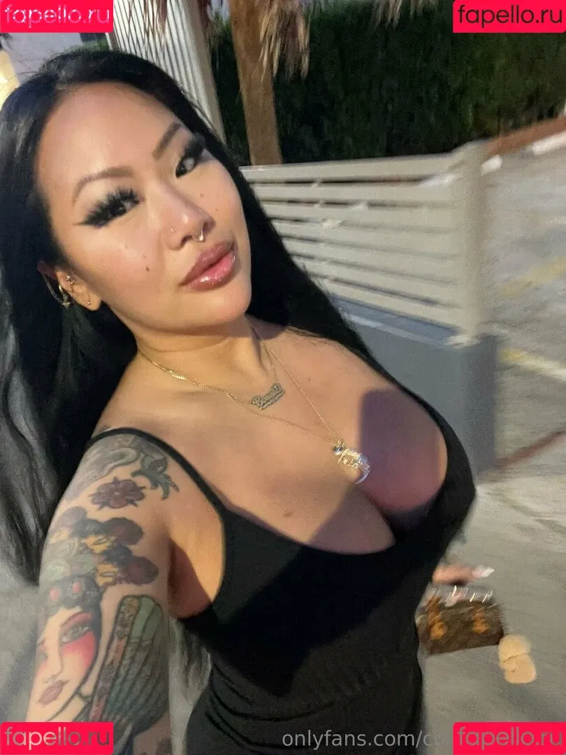 connperignon Onlyfans Photo Gallery 