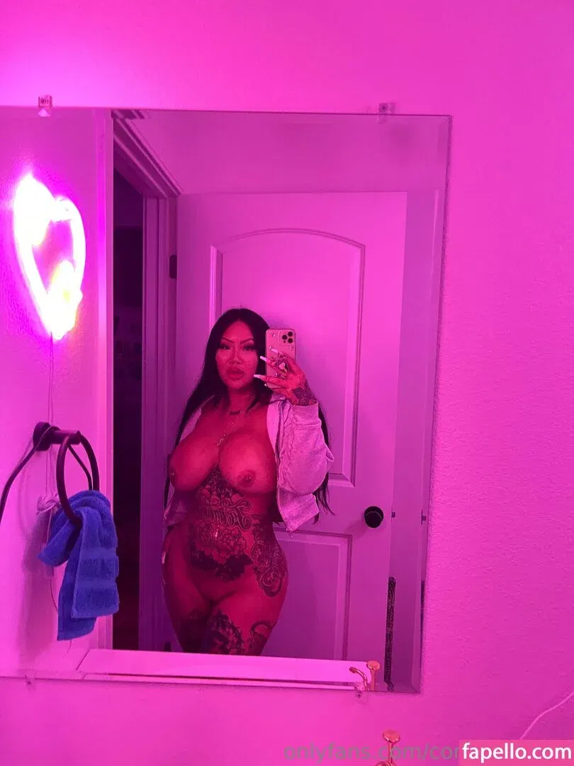 connperignon Onlyfans Photo Gallery 