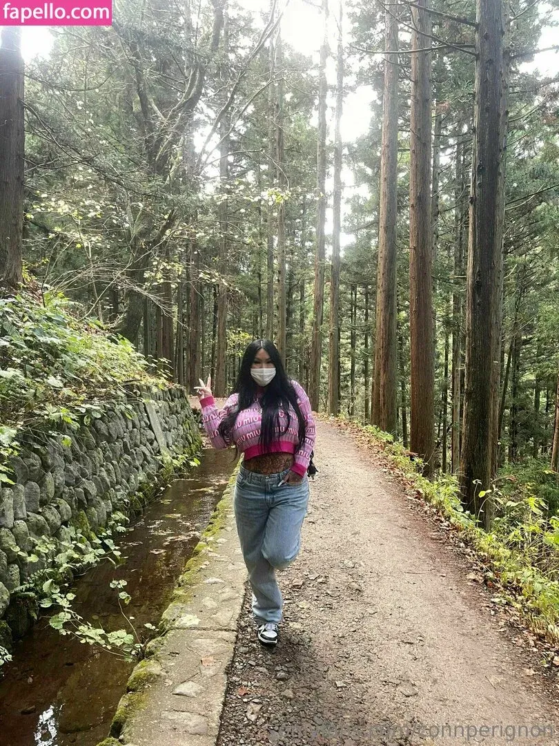 connperignon Onlyfans Photo Gallery 