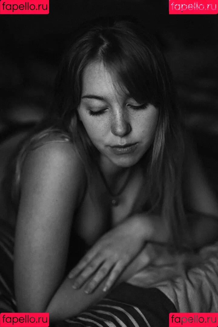 Madelinebiene Onlyfans Photo Gallery 
