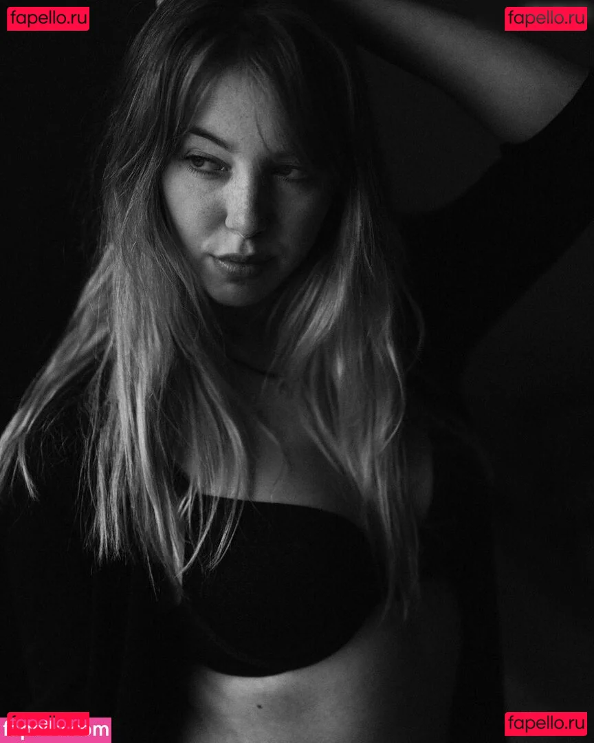 Madelinebiene Onlyfans Photo Gallery 