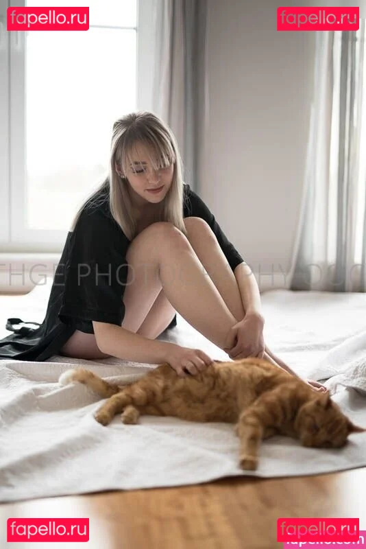 Madelinebiene Onlyfans Photo Gallery 