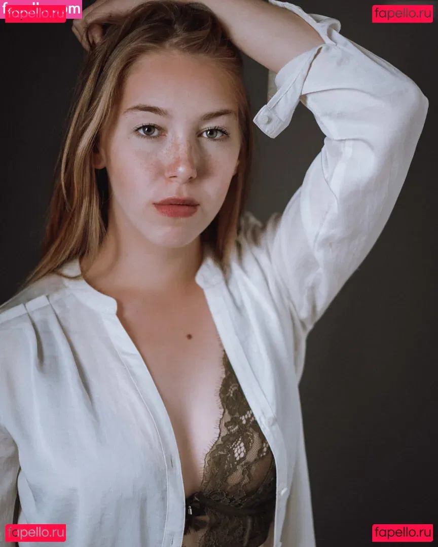 Madelinebiene Onlyfans Photo Gallery 