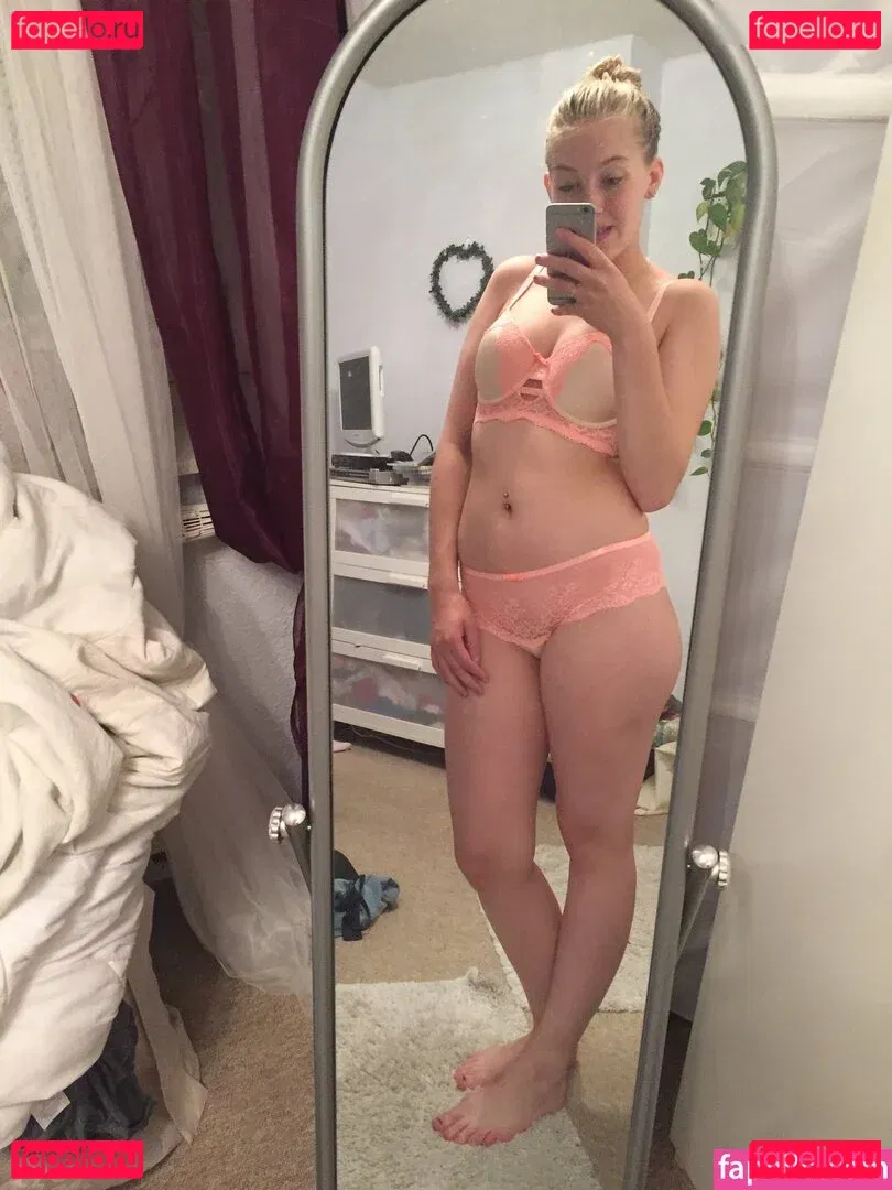 Madelinebiene Onlyfans Photo Gallery 