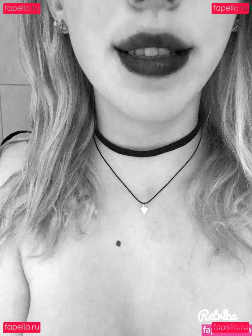 Madelinebiene Onlyfans Photo Gallery 