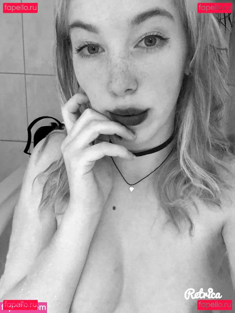 Madelinebiene Onlyfans Photo Gallery 