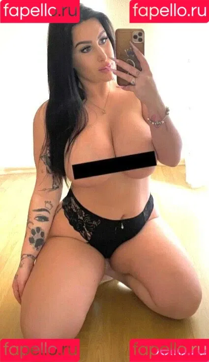 Sandra Bierczak Onlyfans Photo Gallery 