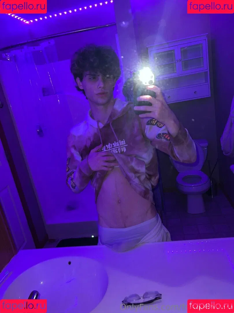 freebtwnate Onlyfans Photo Gallery 