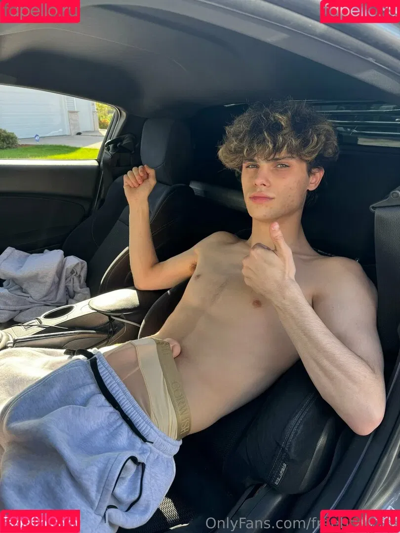 freebtwnate Onlyfans Photo Gallery 