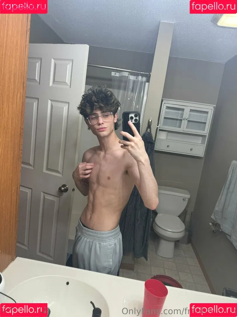 freebtwnate Onlyfans Photo Gallery 