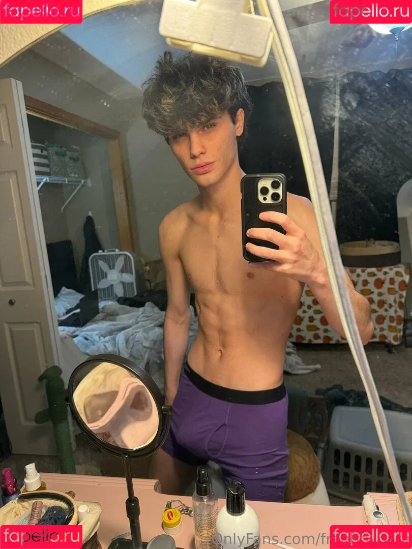 freebtwnate Onlyfans Photo Gallery 