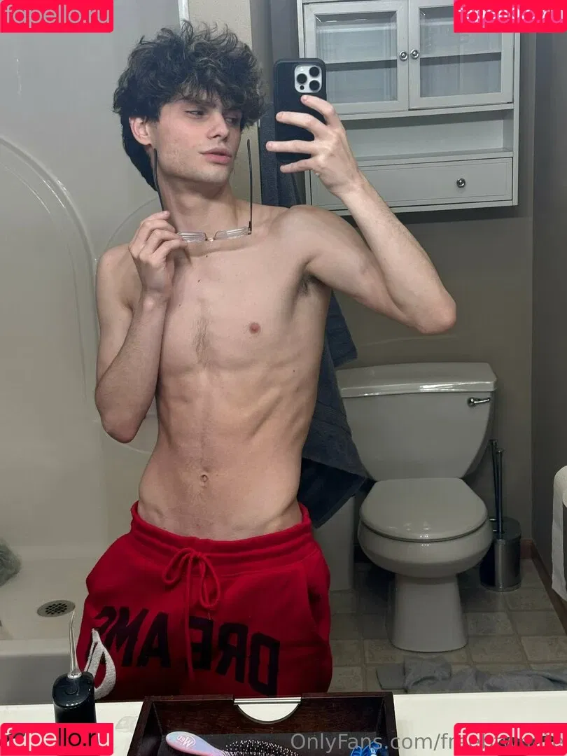 freebtwnate Onlyfans Photo Gallery 