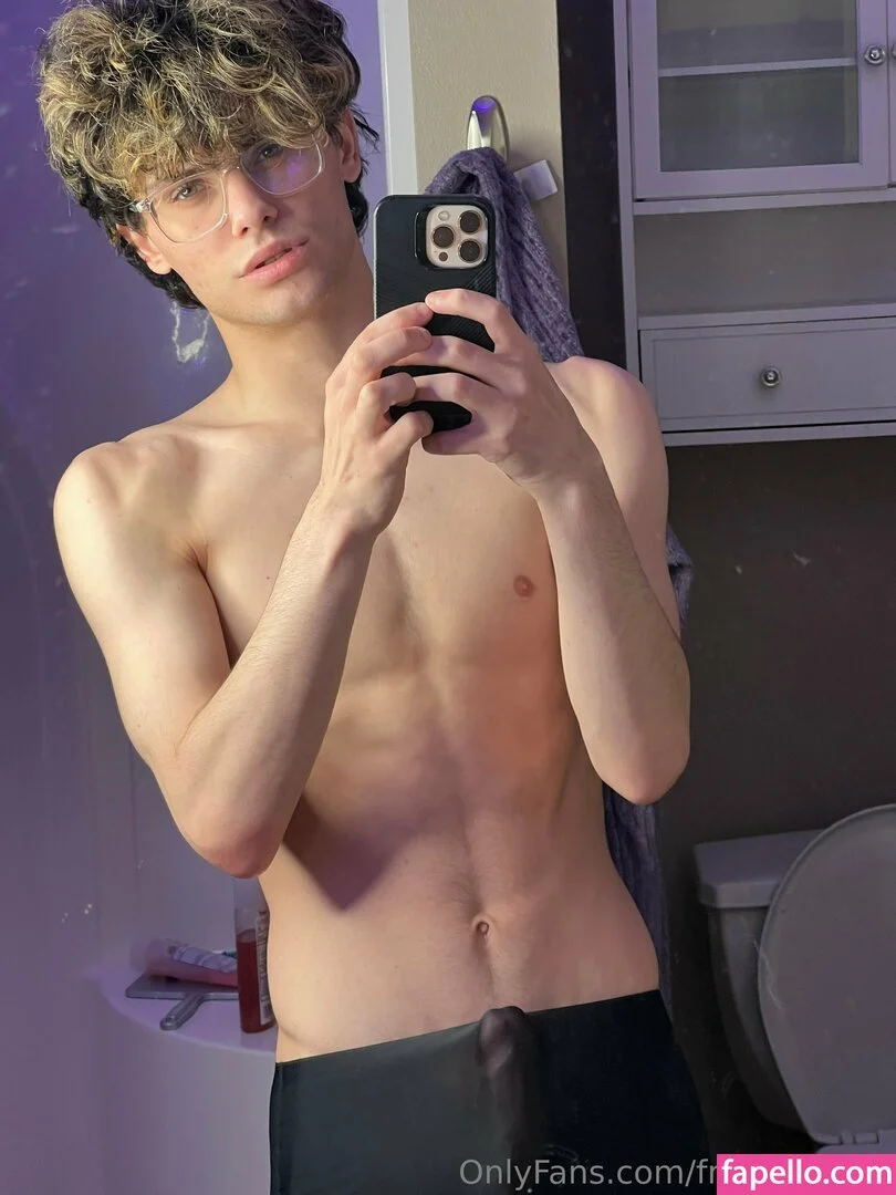 freebtwnate Onlyfans Photo Gallery 