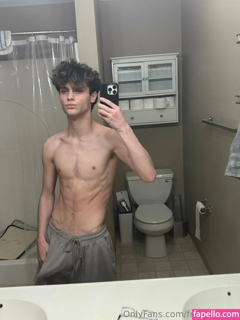 freebtwnate Onlyfans Photo Gallery 