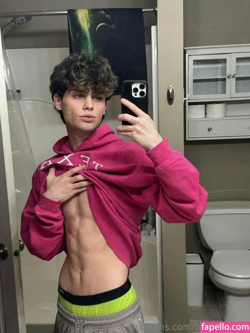 freebtwnate Onlyfans Photo Gallery 