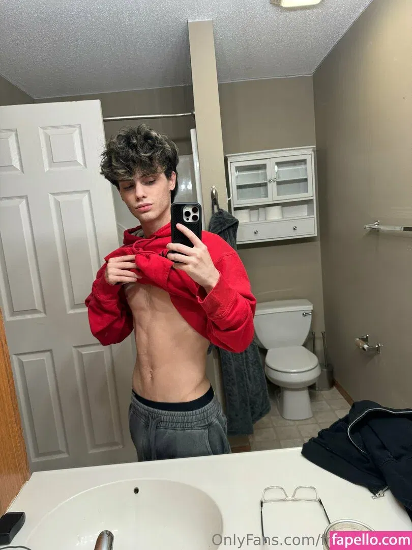 freebtwnate Onlyfans Photo Gallery 