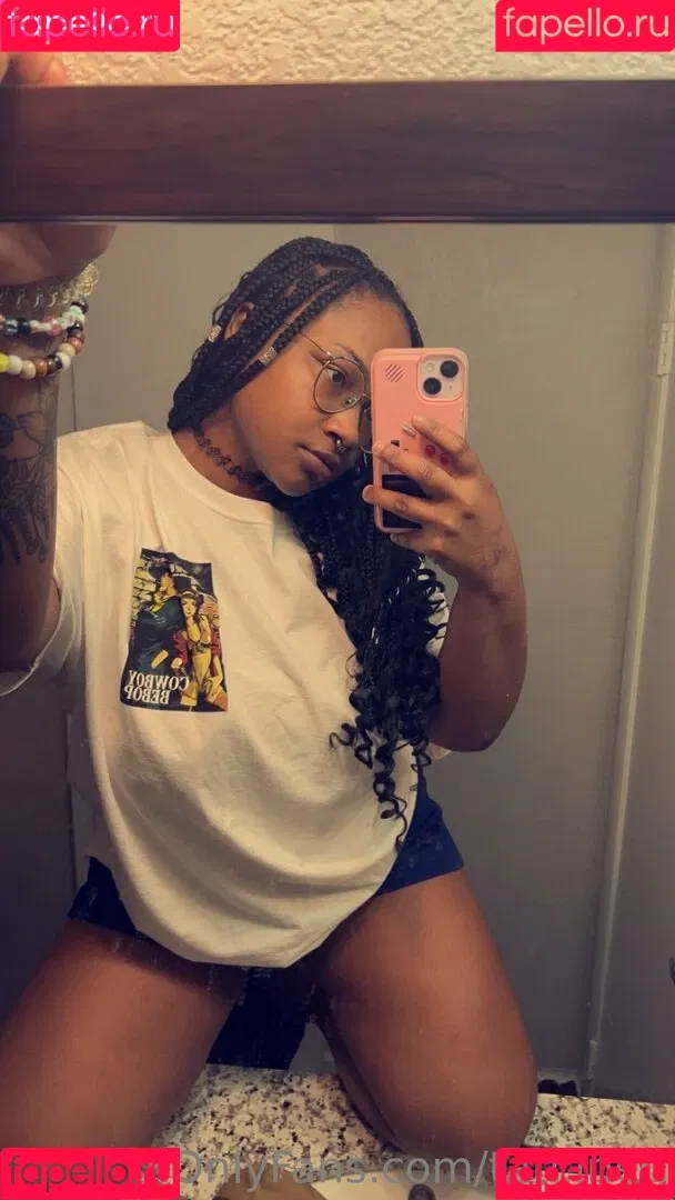 tati_jpeg Onlyfans Photo Gallery 