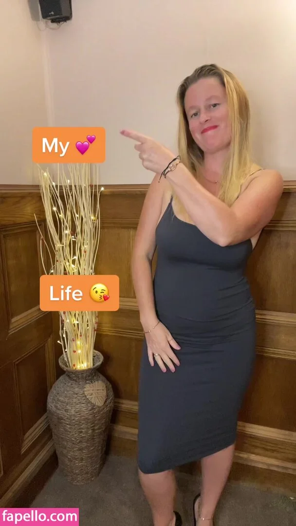 Mrs Marie Onlyfans Photo Gallery 