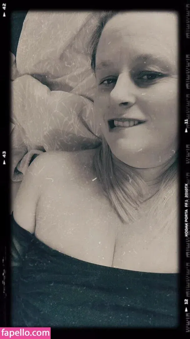 Mrs Marie Onlyfans Photo Gallery 