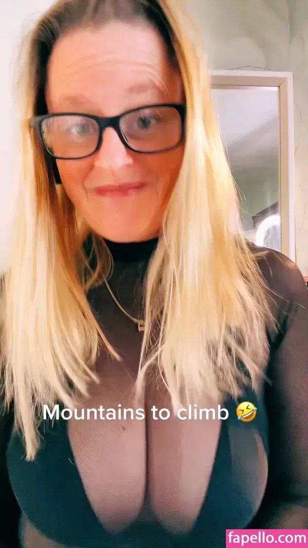 Mrs Marie Onlyfans Photo Gallery 