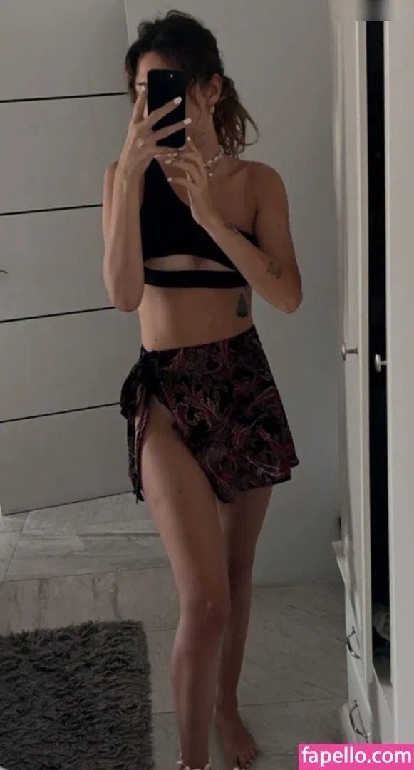 Lisa Mkws Onlyfans Photo Gallery 