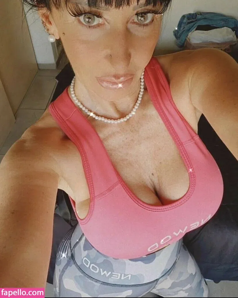 Marina Salazar Onlyfans Photo Gallery 