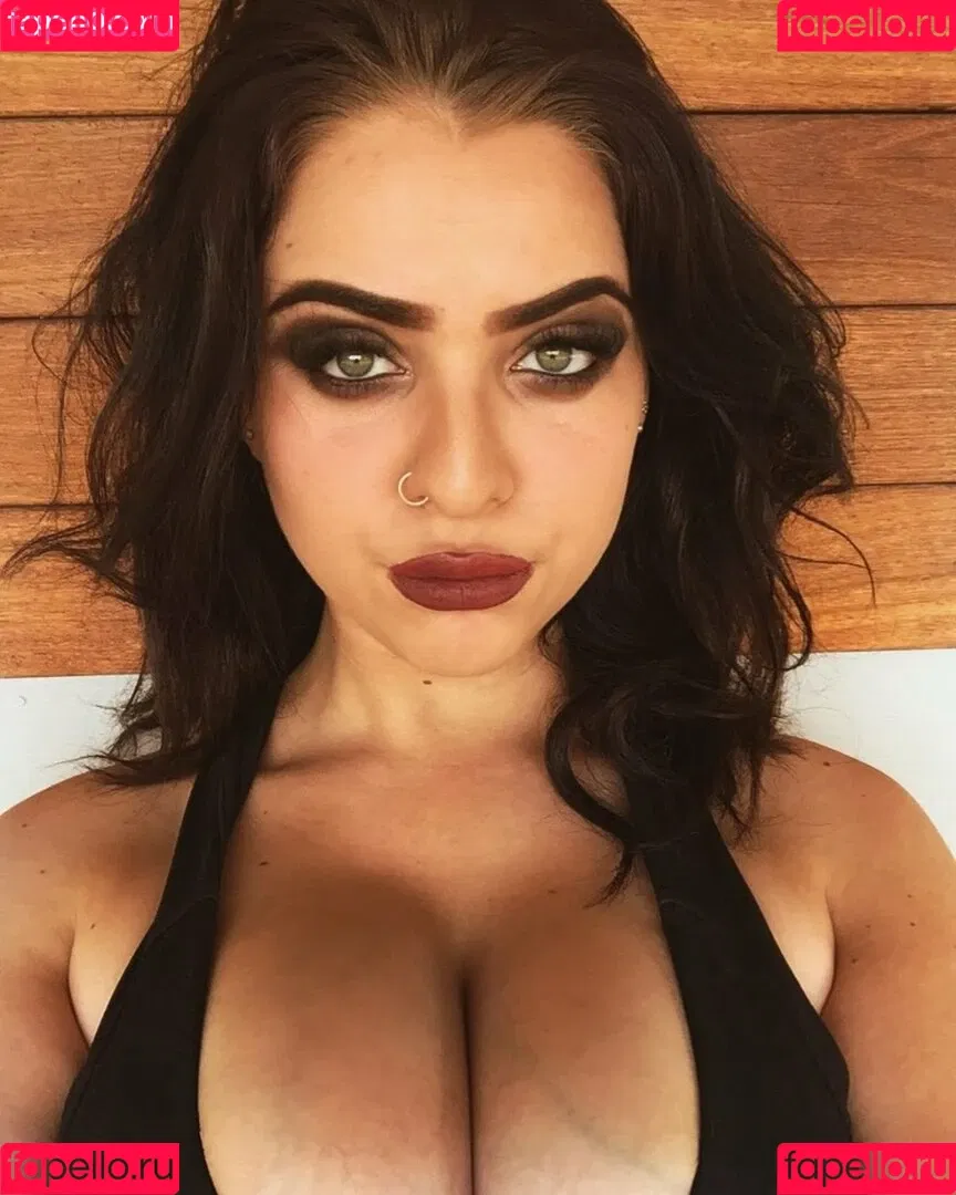 Elouise Onlyfans Photo Gallery 