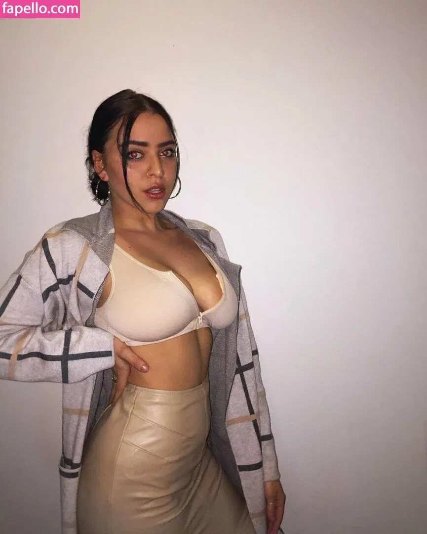 Elouise Onlyfans Photo Gallery 