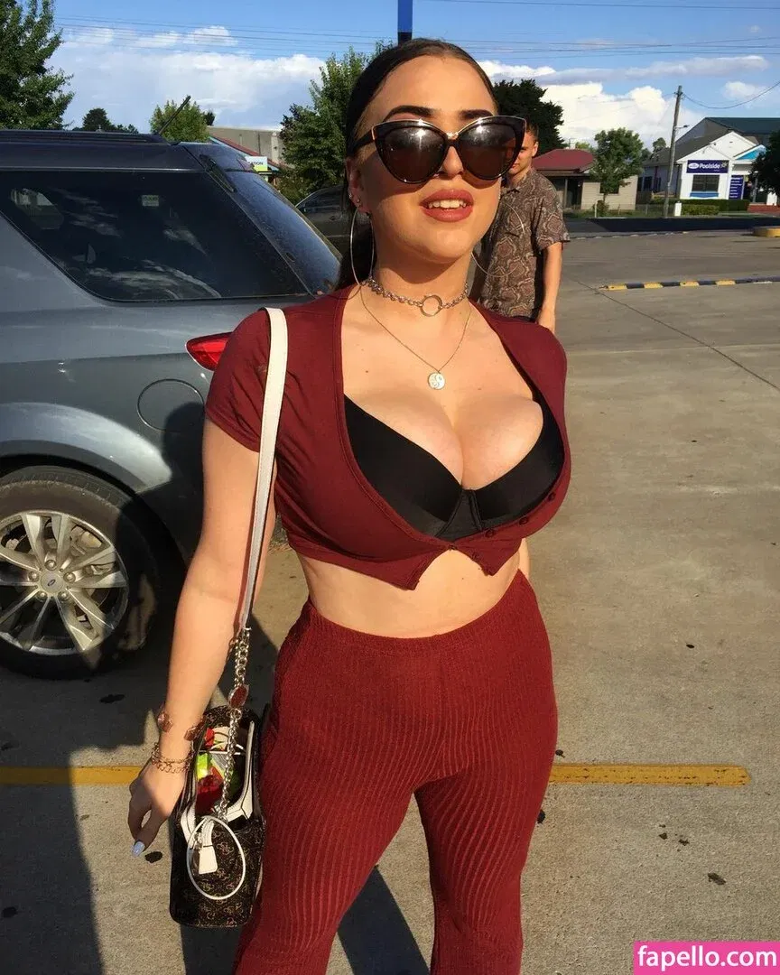 Elouise Onlyfans Photo Gallery 