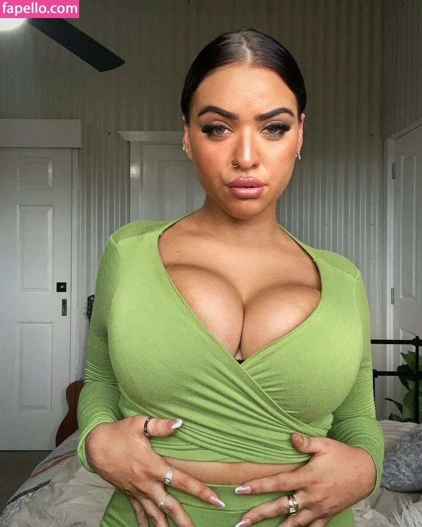 Elouise Onlyfans Photo Gallery 