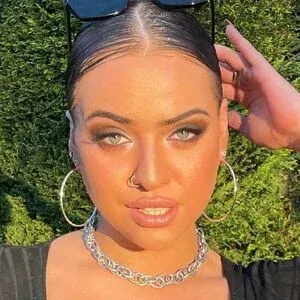 Elouise Onlyfans Photo Gallery 