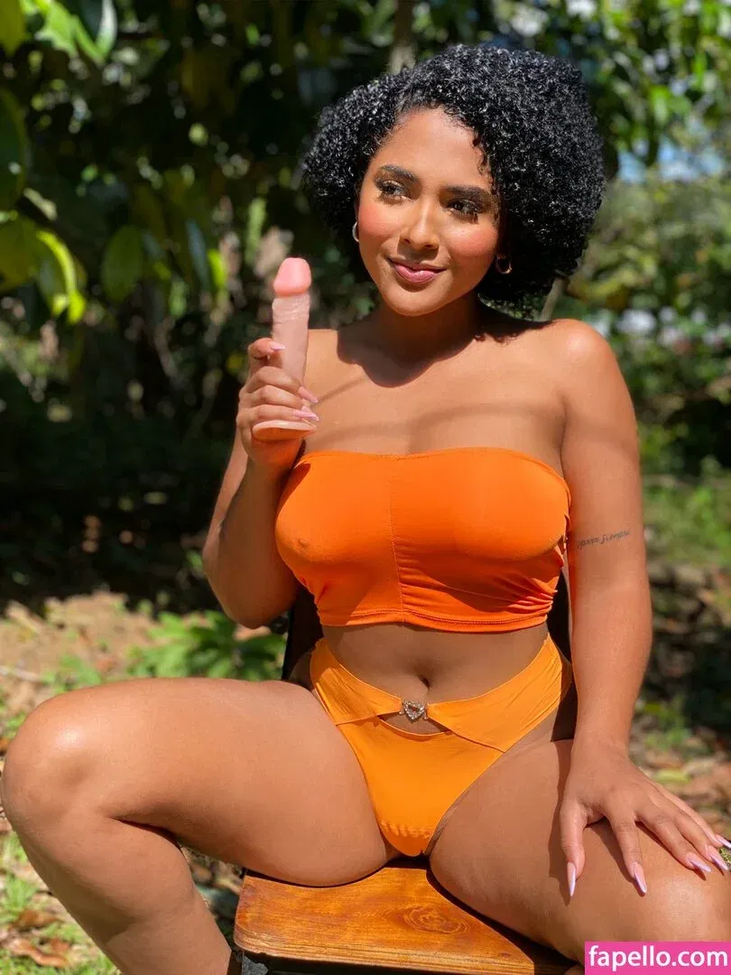 Raychellemcm Onlyfans Photo Gallery 