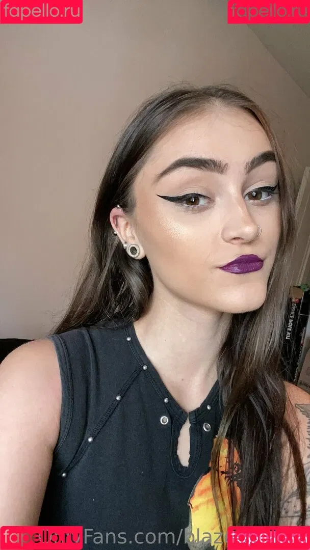 blazeyxoxo Onlyfans Photo Gallery 