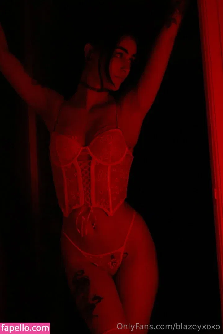 blazeyxoxo Onlyfans Photo Gallery 