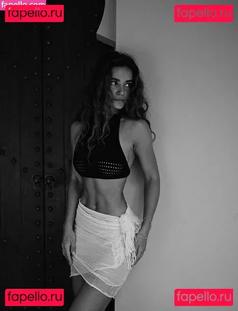 Yuliya Lazarenko Onlyfans Photo Gallery 