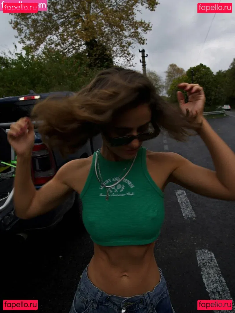 Yuliya Lazarenko Onlyfans Photo Gallery 