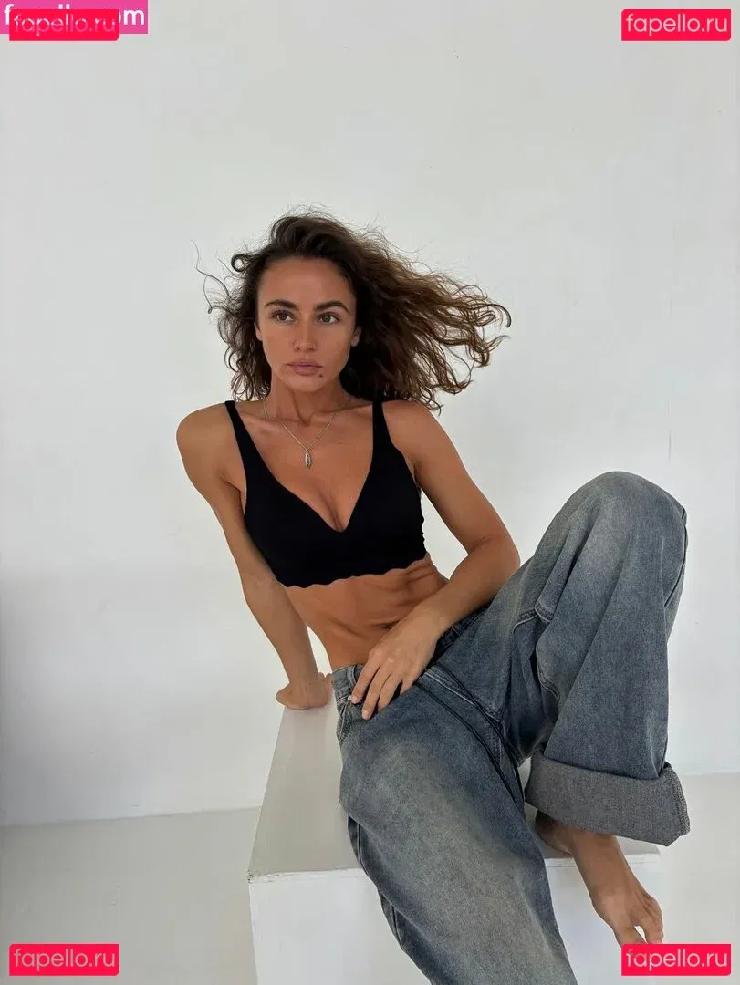 Yuliya Lazarenko Onlyfans Photo Gallery 