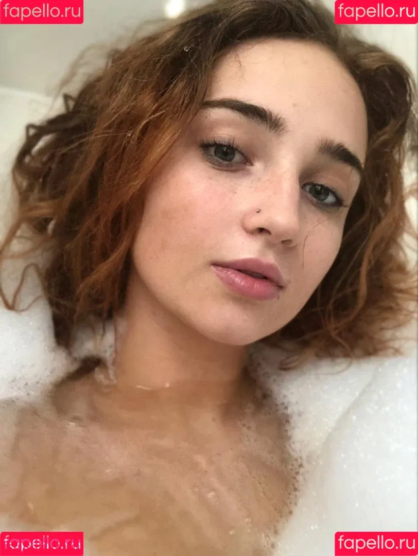 Scarlett_Somebody Onlyfans Photo Gallery 
