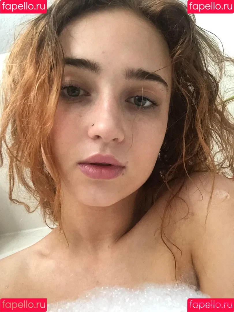 Scarlett_Somebody Onlyfans Photo Gallery 